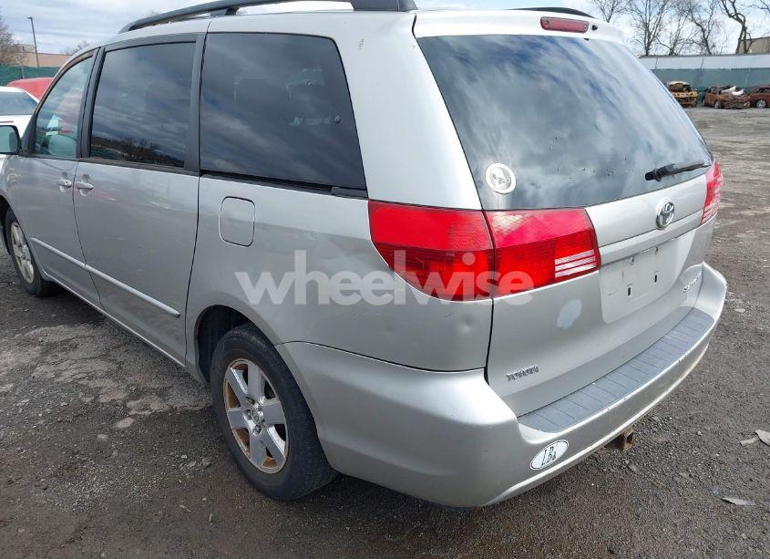 Photo 12 of 2004 Toyota Sienna LE (VIN 5TDZA23C54S088410)