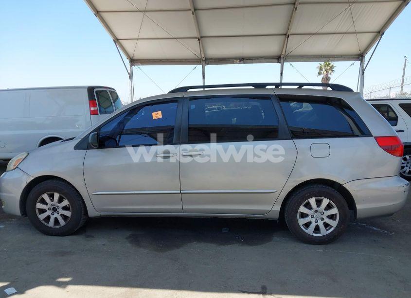 Photo 14 of 2004 Toyota Sienna LE (VIN 5TDZA23C54S112074)