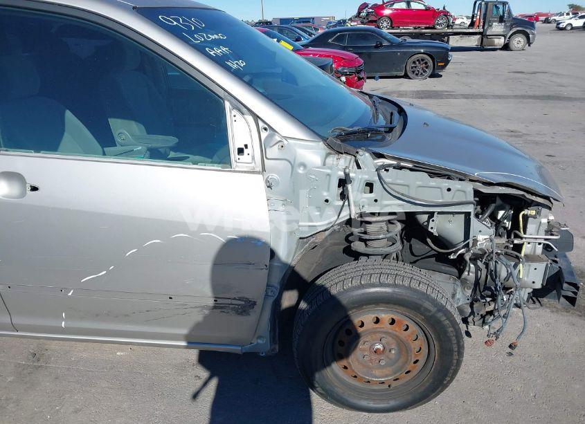 Photo 13 of 2004 Toyota Sienna LE (VIN 5TDZA23C54S128209)