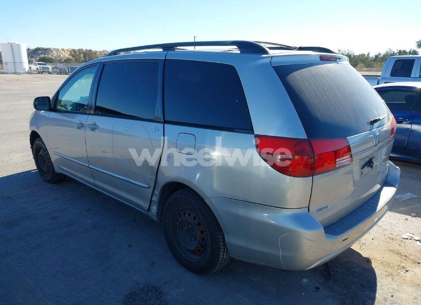 Photo 3 of 2004 Toyota Sienna LE (VIN 5TDZA23C54S128209)