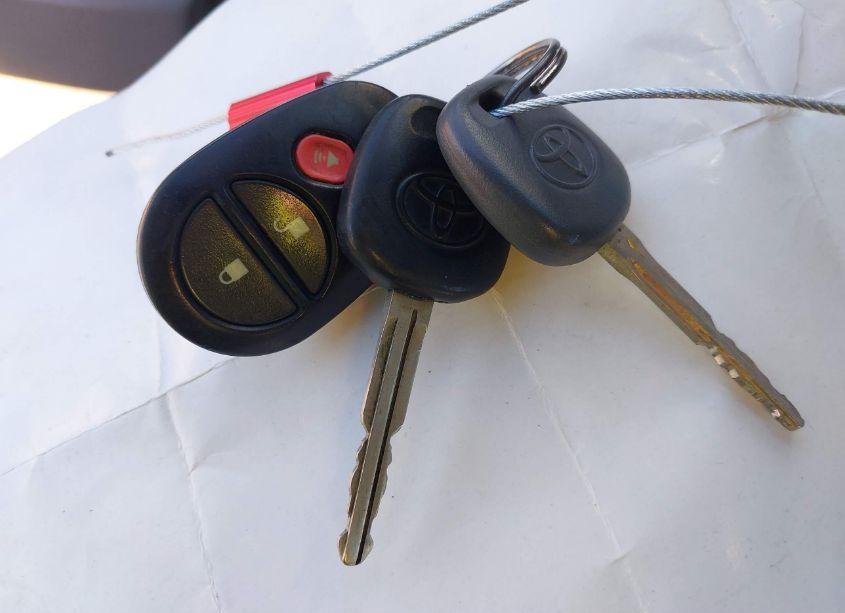 Photo 11 of 2004 Toyota Sienna LE (VIN 5TDZA23C54S128890)