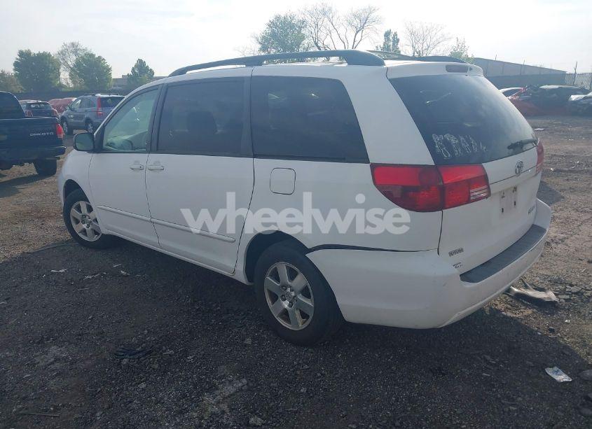Photo 2 of 2004 Toyota Sienna LE (VIN 5TDZA23C54S139114)