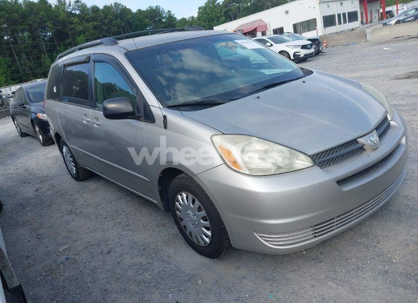 2004 Toyota Sienna LE (VIN 5TDZA23C54S149447) main photo
