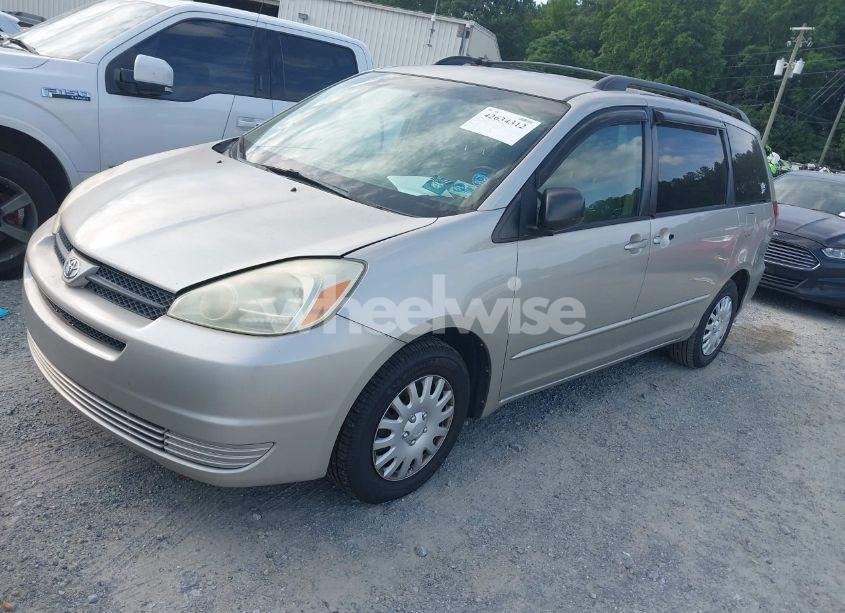 Photo 2 of 2004 Toyota Sienna LE (VIN 5TDZA23C54S149447)