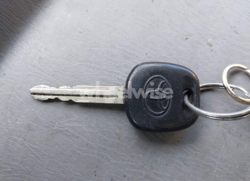 Photo 11 of 2004 Toyota Sienna LE (VIN 5TDZA23C54S152364)