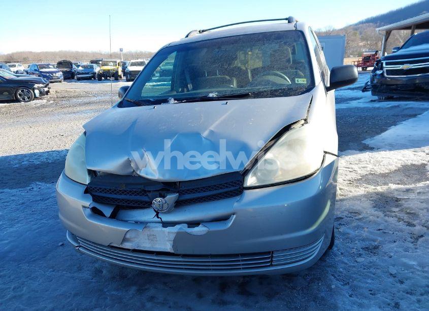 Photo 13 of 2004 Toyota Sienna LE (VIN 5TDZA23C54S163414)