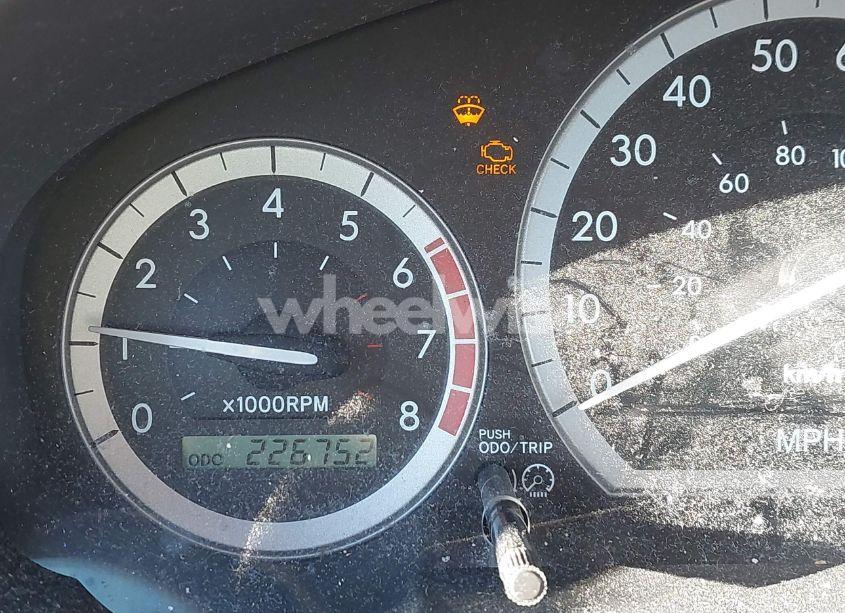 Photo 16 of 2004 Toyota Sienna LE (VIN 5TDZA23C54S163414)