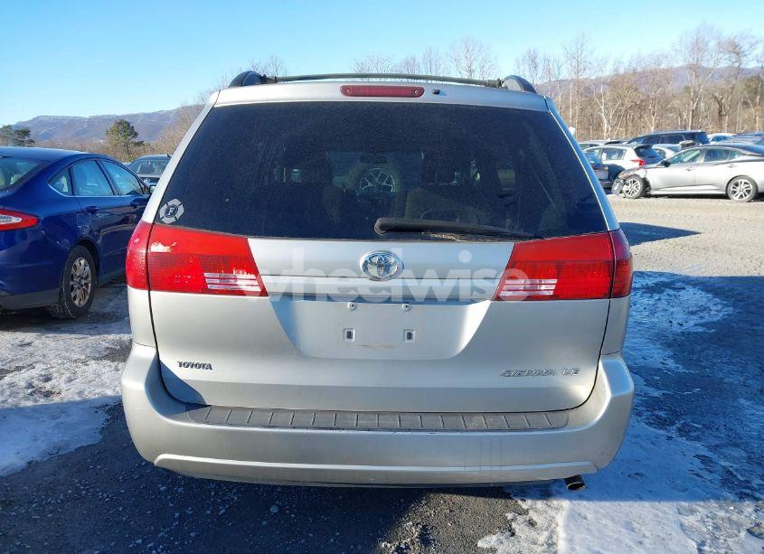 Photo 17 of 2004 Toyota Sienna LE (VIN 5TDZA23C54S163414)