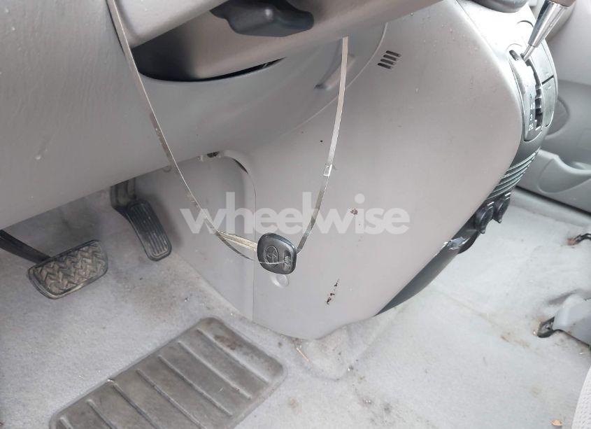 Photo 11 of 2004 Toyota Sienna LE (VIN 5TDZA23C54S213809)