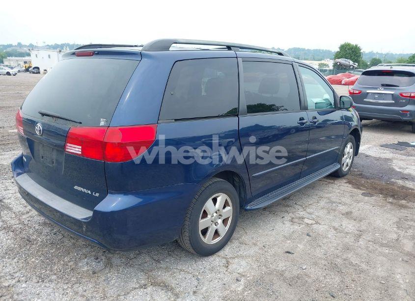 Photo 4 of 2004 Toyota Sienna LE (VIN 5TDZA23C54S215785)