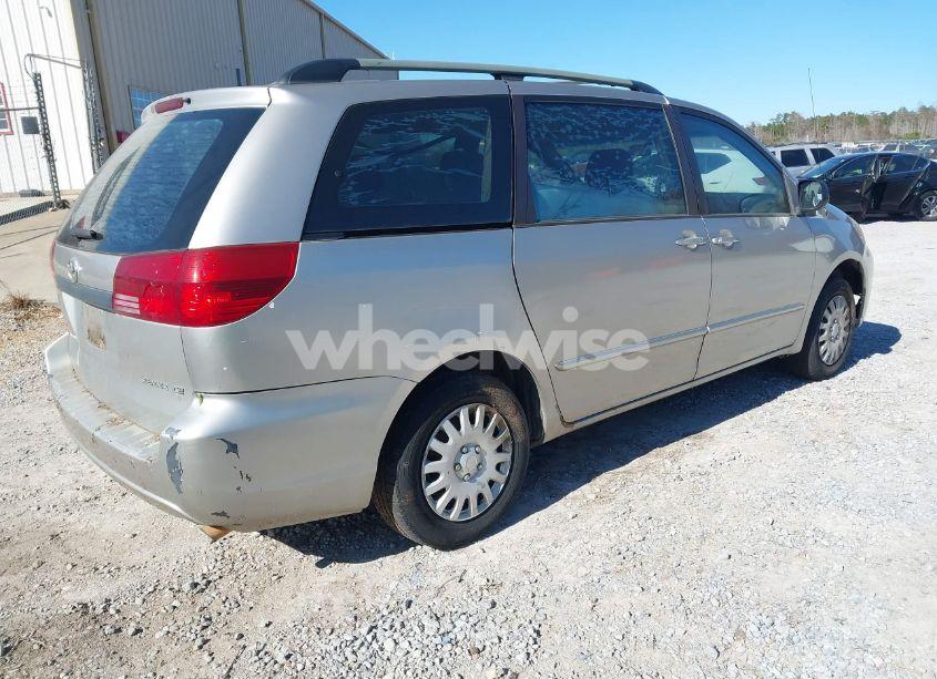 Photo 4 of 2005 Toyota Sienna CE (VIN 5TDZA23C55S261425)