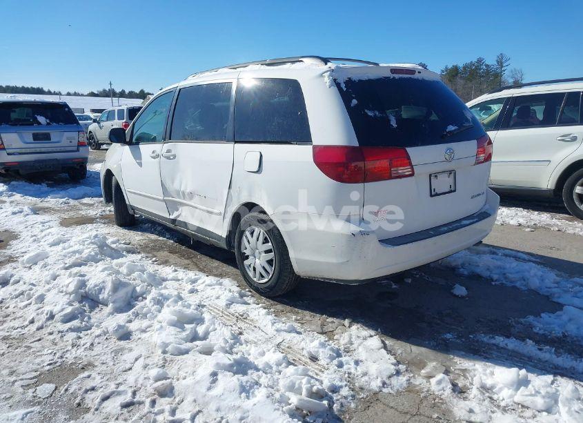 Photo 3 of 2005 Toyota Sienna LE (VIN 5TDZA23C55S262039)