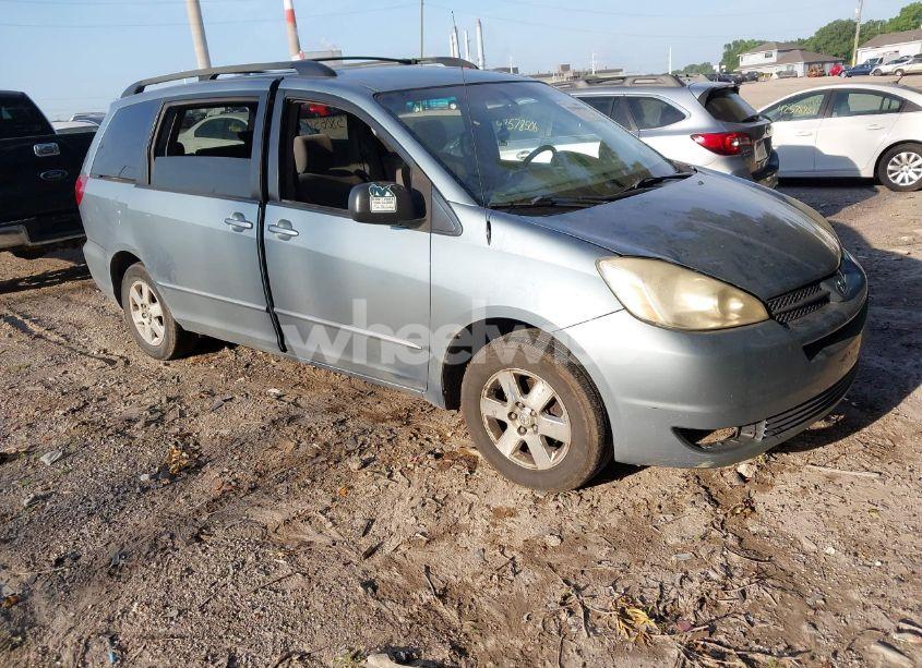 2005 Toyota Sienna LE (VIN 5TDZA23C55S303298) main photo