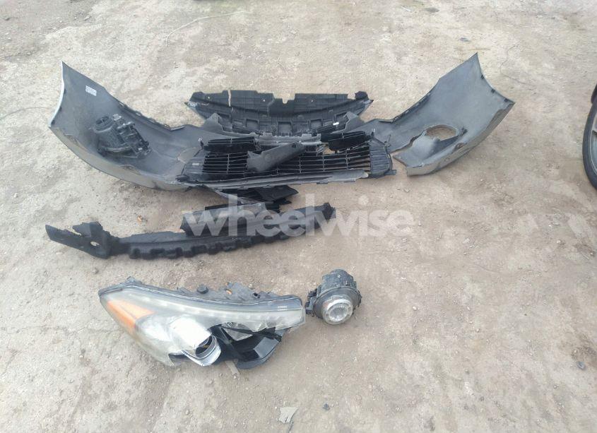 Photo 11 of 2005 Toyota Sienna CE (VIN 5TDZA23C55S321736)