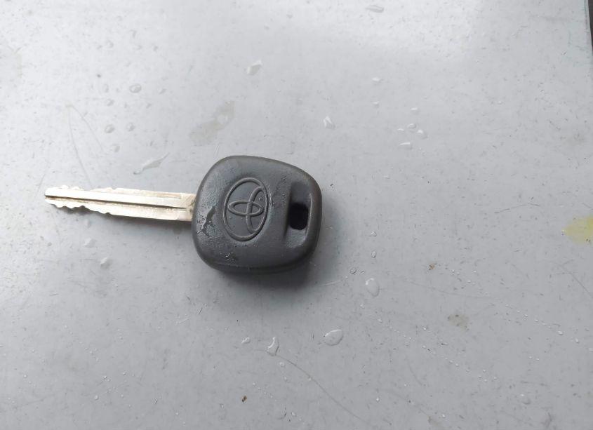 Photo 11 of 2005 Toyota Sienna LE (VIN 5TDZA23C55S340528)