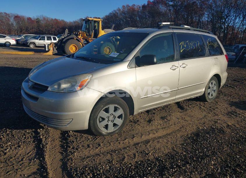 Photo 2 of 2005 Toyota Sienna LE (VIN 5TDZA23C55S348032)