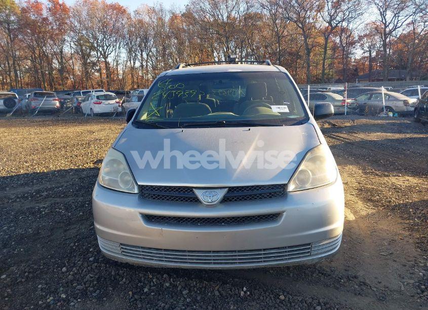 Photo 6 of 2005 Toyota Sienna LE (VIN 5TDZA23C55S348032)