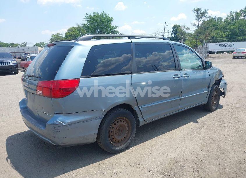 Photo 4 of 2005 Toyota Sienna LE (VIN 5TDZA23C55S366031)