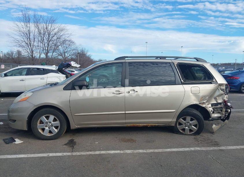 Photo 14 of 2006 Toyota Sienna LE (VIN 5TDZA23C56S421241)