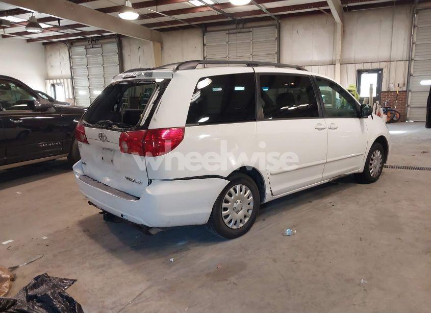 Photo 4 of 2006 Toyota Sienna LE (VIN 5TDZA23C56S457883)