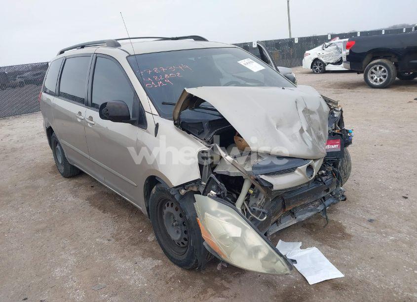 2006 Toyota Sienna LE (VIN 5TDZA23C56S482802) main photo