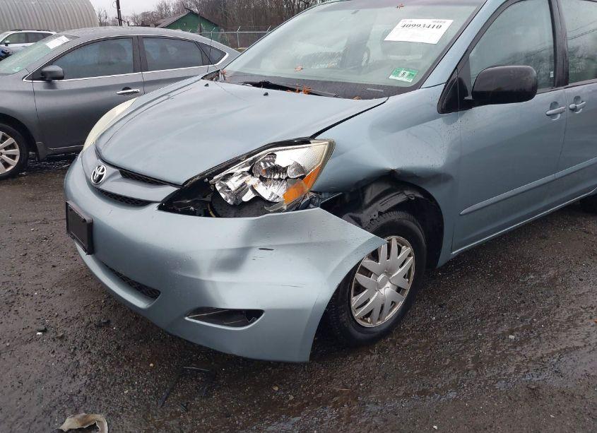 Photo 6 of 2006 Toyota Sienna CE (VIN 5TDZA23C56S524269)