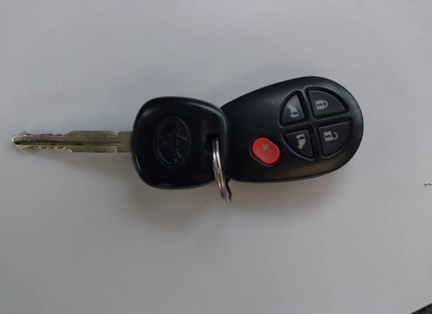 Photo 11 of 2006 Toyota Sienna LE (VIN 5TDZA23C56S527799)