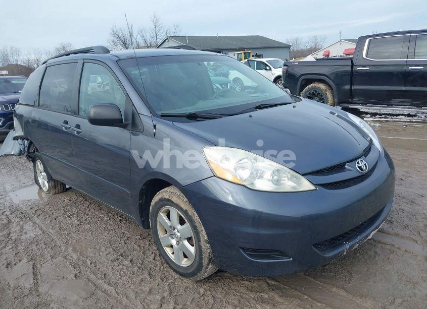 2006 Toyota Sienna LE (VIN 5TDZA23C56S553478) main photo