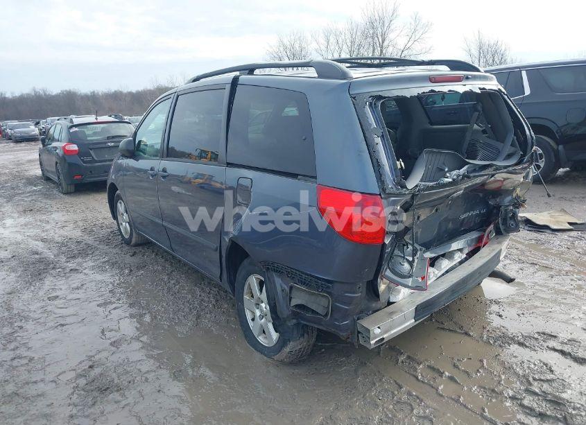 Photo 3 of 2006 Toyota Sienna LE (VIN 5TDZA23C56S553478)