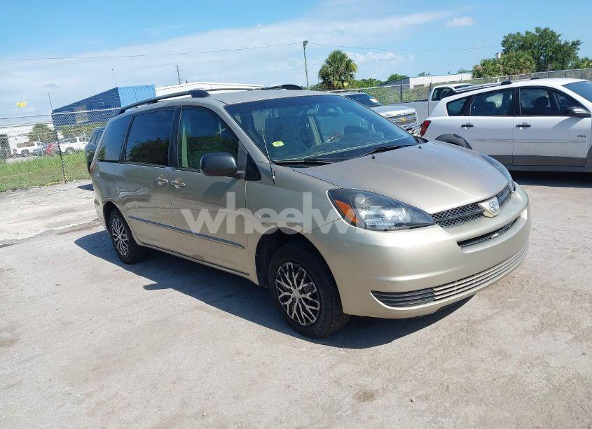 2004 Toyota Sienna LE (VIN 5TDZA23C64S005163) main photo