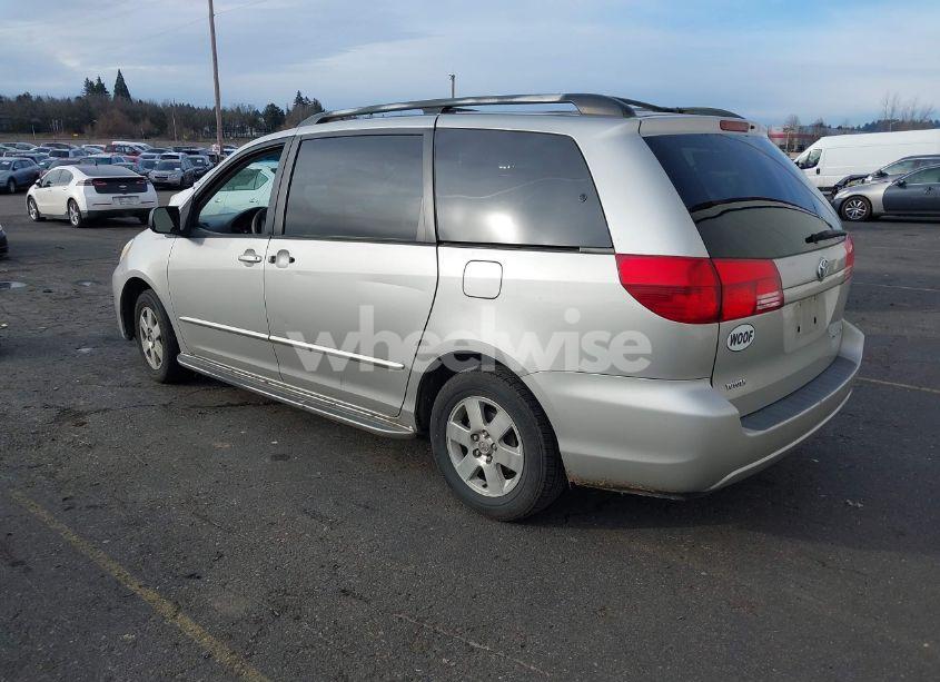 Photo 3 of 2004 Toyota Sienna LE (VIN 5TDZA23C64S032055)
