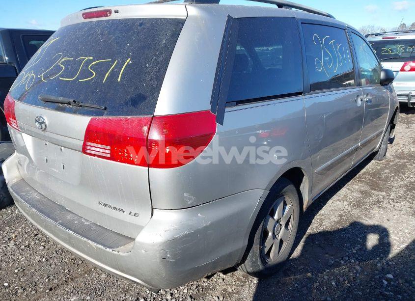 Photo 4 of 2004 Toyota Sienna LE (VIN 5TDZA23C64S045727)