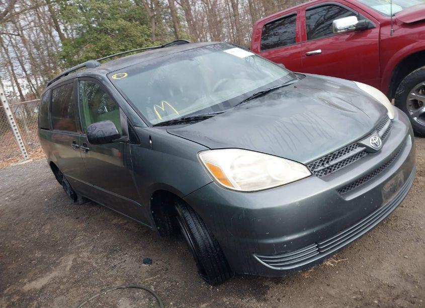2004 Toyota Sienna LE (VIN 5TDZA23C64S078744) main photo