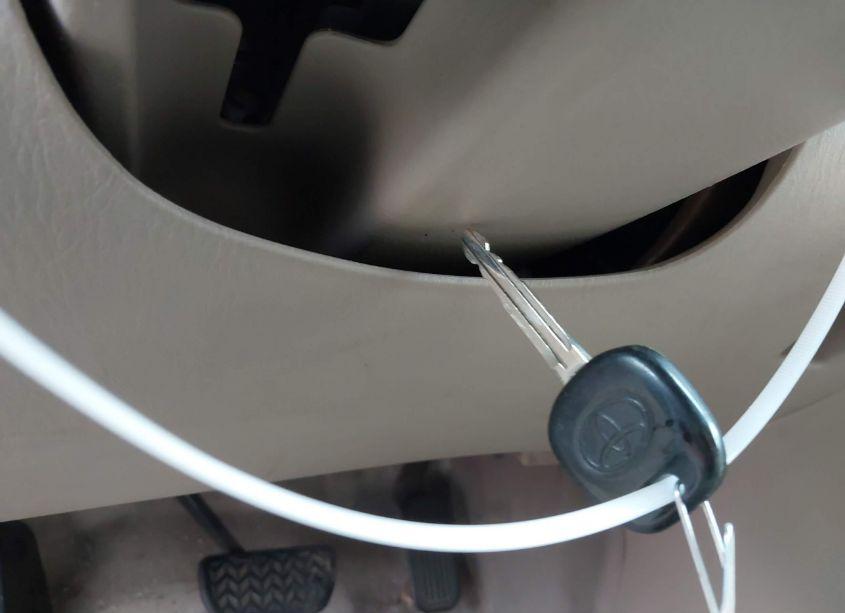 Photo 11 of 2004 Toyota Sienna LE (VIN 5TDZA23C64S078744)