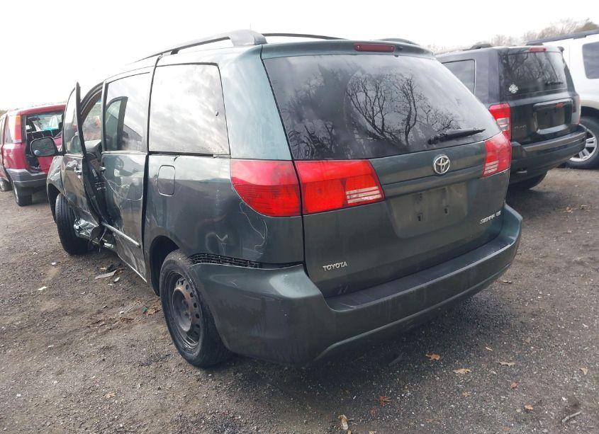 Photo 3 of 2004 Toyota Sienna LE (VIN 5TDZA23C64S078744)