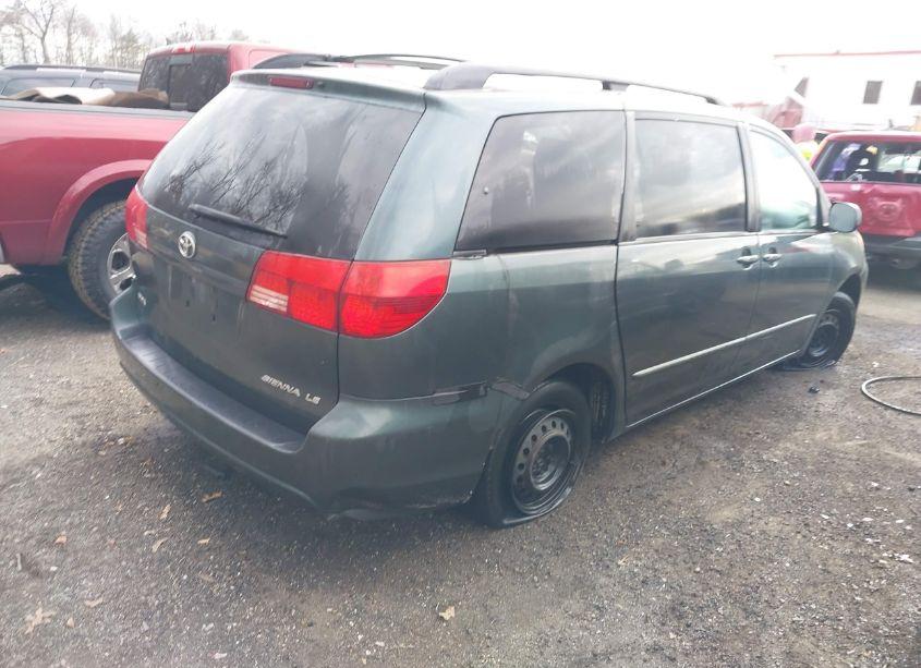 Photo 4 of 2004 Toyota Sienna LE (VIN 5TDZA23C64S078744)