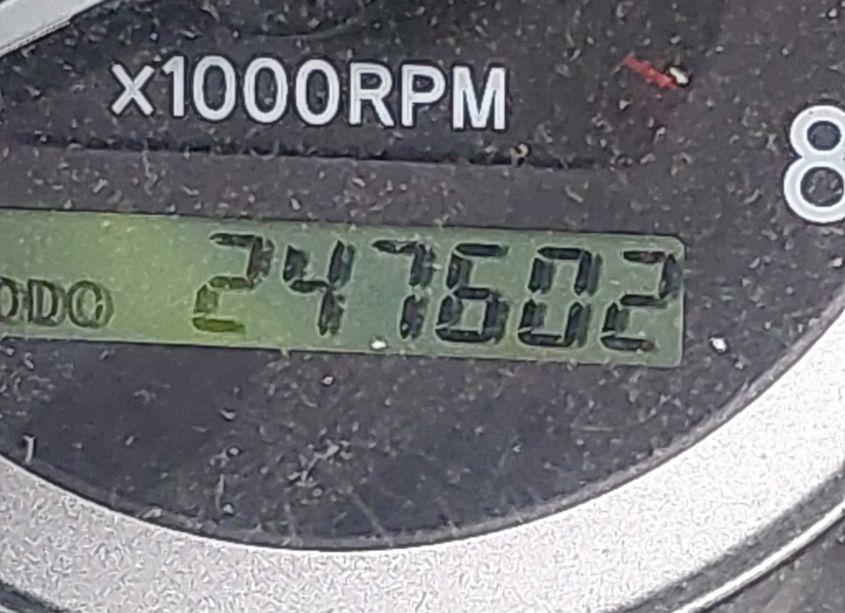 Photo 15 of 2004 Toyota Sienna CE (VIN 5TDZA23C64S174129)