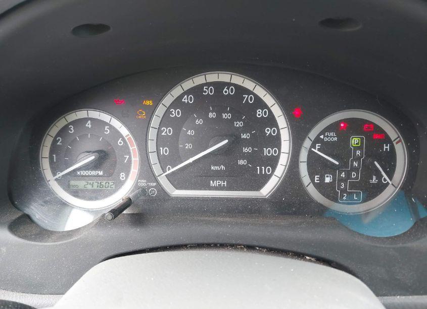 Photo 7 of 2004 Toyota Sienna CE (VIN 5TDZA23C64S174129)