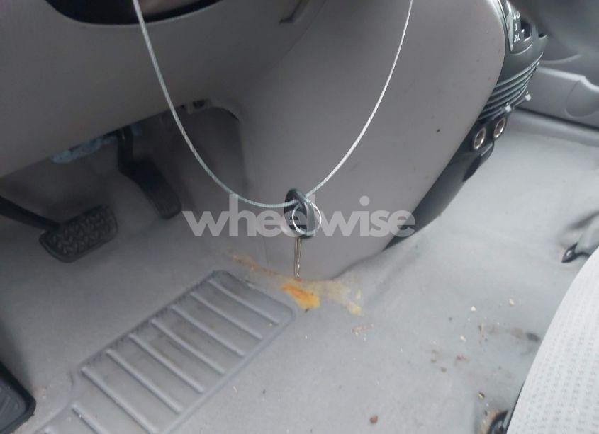 Photo 11 of 2004 Toyota Sienna LE (VIN 5TDZA23C64S193389)