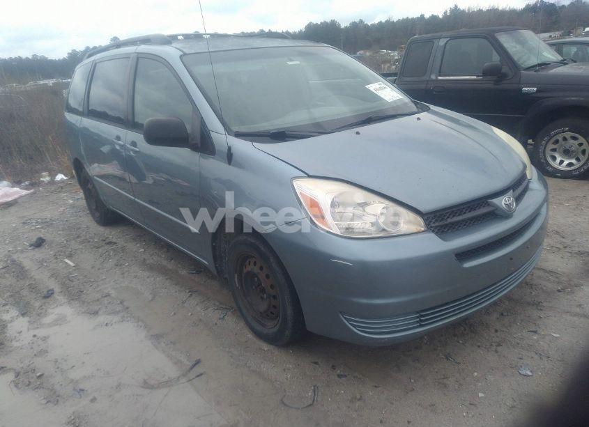 2004 Toyota Sienna LE (VIN 5TDZA23C64S213544) main photo