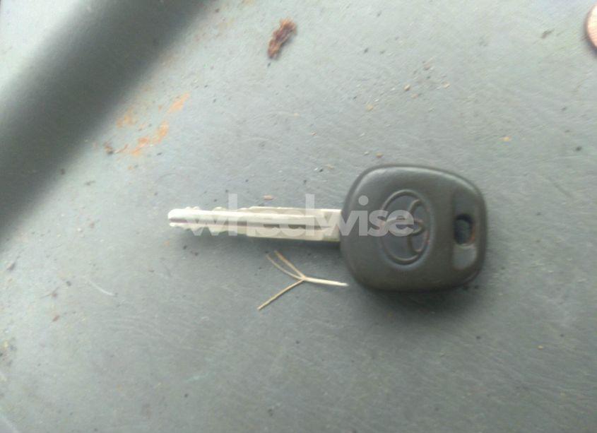 Photo 11 of 2004 Toyota Sienna LE (VIN 5TDZA23C64S213544)
