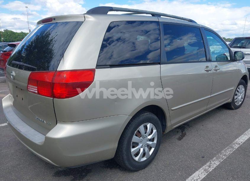 Photo 4 of 2005 Toyota Sienna CE/LE (VIN 5TDZA23C65S239594)