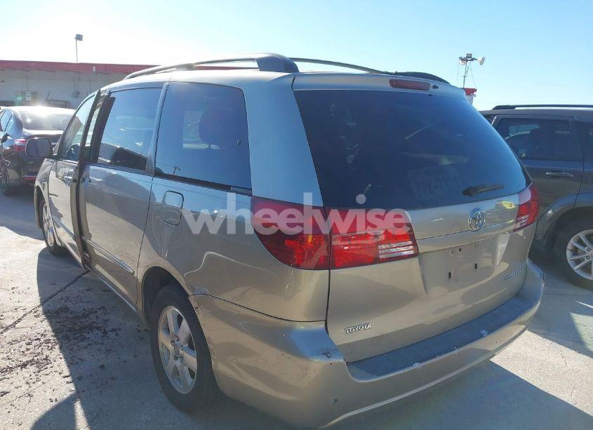 Photo 3 of 2005 Toyota Sienna LE (VIN 5TDZA23C65S276130)