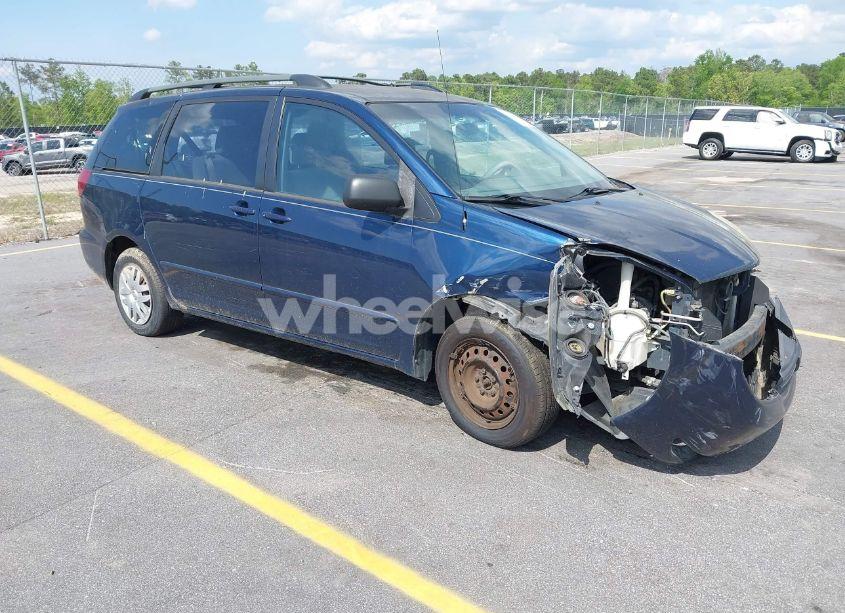 2005 Toyota Sienna CE (VIN 5TDZA23C65S290321) main photo