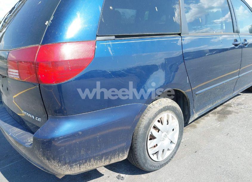 Photo 12 of 2005 Toyota Sienna CE (VIN 5TDZA23C65S290321)