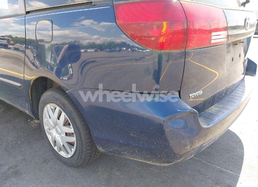 Photo 13 of 2005 Toyota Sienna CE (VIN 5TDZA23C65S290321)