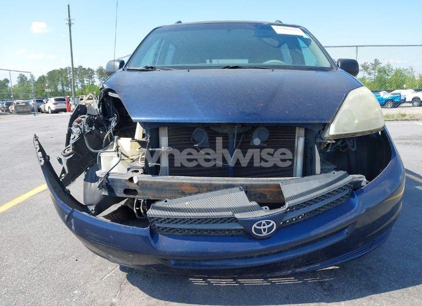 Photo 6 of 2005 Toyota Sienna CE (VIN 5TDZA23C65S290321)