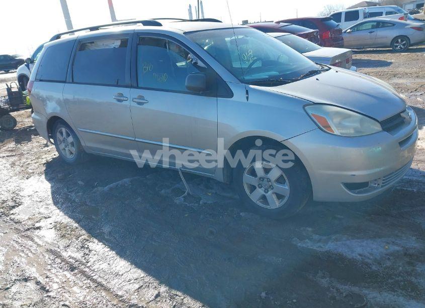 2005 Toyota Sienna LE (VIN 5TDZA23C65S290593) main photo