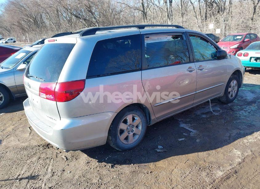 Photo 4 of 2005 Toyota Sienna LE (VIN 5TDZA23C65S290593)