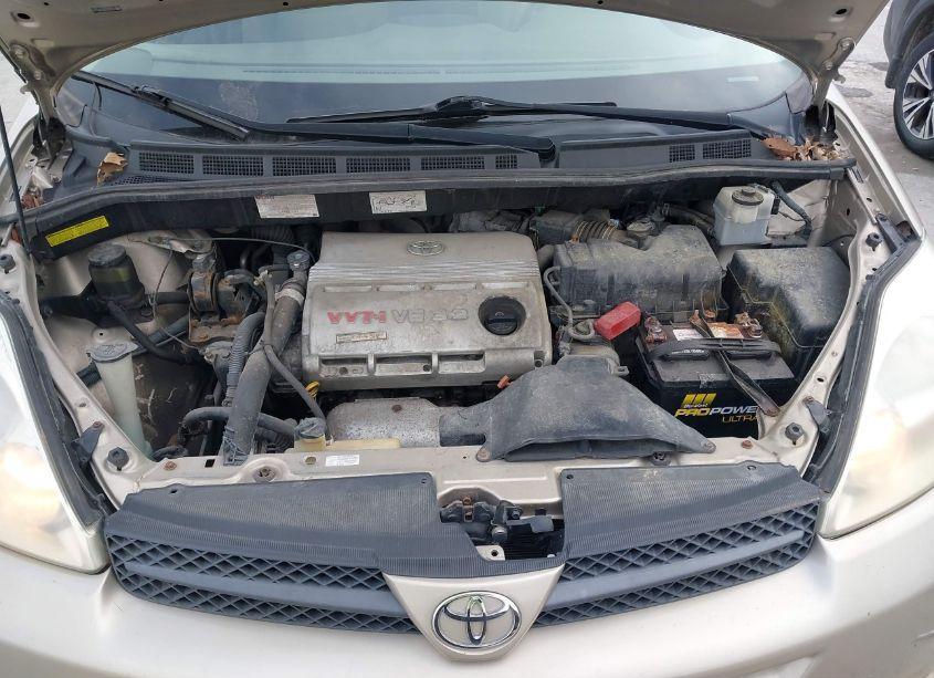 Photo 10 of 2005 Toyota Sienna LE (VIN 5TDZA23C65S295485)